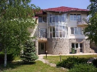 Luxury Finished 7 Bedroom Villa Bucharest